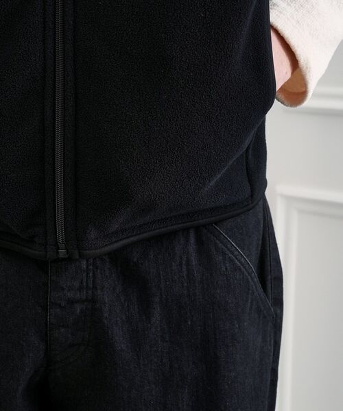 TAKEO KIKUCHI（タケオキクチ）の「TKDWフリースベスト（ベスト・メンズ・ブラック・02/03）」の9枚目の写真