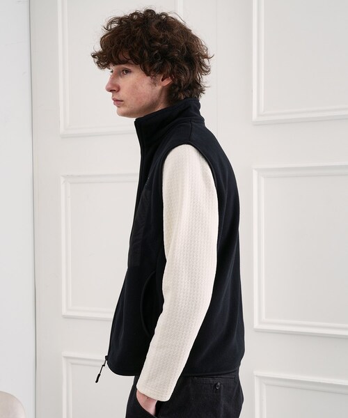 TAKEO KIKUCHI（タケオキクチ）の「TKDWフリースベスト（ベスト・メンズ・ブラック・02/03）」の12枚目の写真