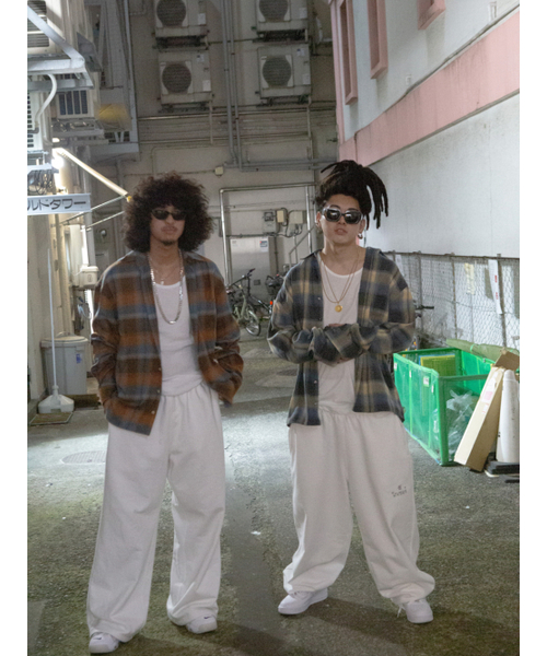 GOZER(ゴーザー)の「OVERSIZED FLANNEL CHECK SHIRTS_LIGHT BLUE(シャツ/ブラウス・メンズ・ライトブルー・ONE SIZE)」の8枚目の写真