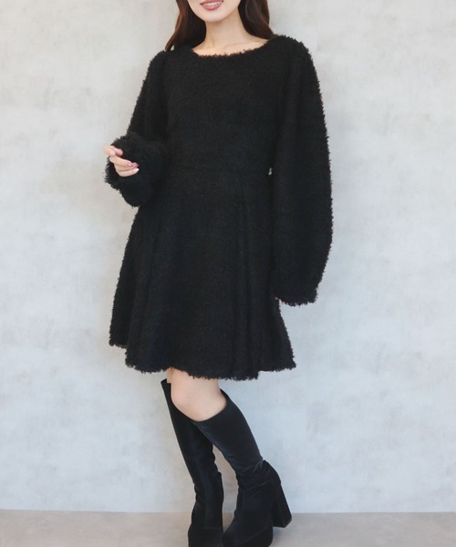 CECIL McBEE(セシルマクビー)の「プードルリボンベルトミニワンピース(ワンピース・レディース・ベージュ/アイボリー/ブラック/グレー・MEDIUM)」の2枚目の写真