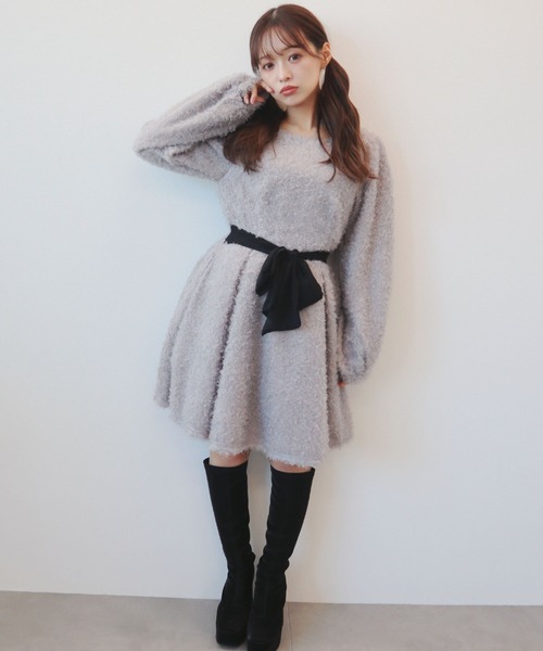 CECIL McBEE(セシルマクビー)の「プードルリボンベルトミニワンピース(ワンピース・レディース・ベージュ/アイボリー/ブラック/グレー・MEDIUM)」の9枚目の写真