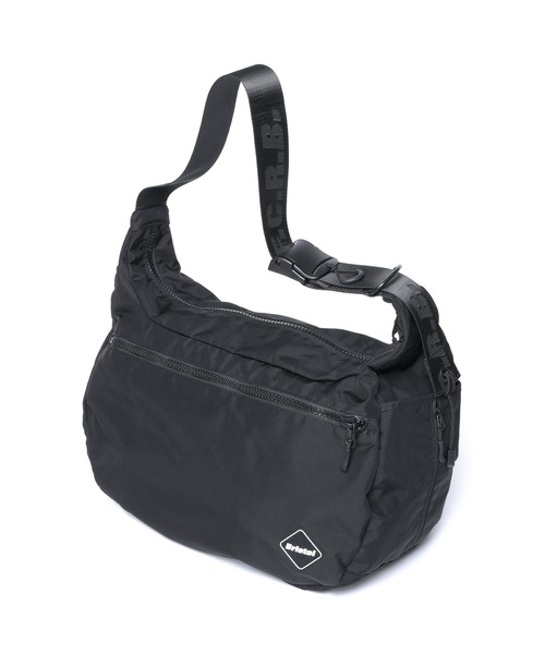 F.C.Real Bristol（エフシーレアルブリストル）の「TOUR SHOULDER BAG（ショルダーバッグ・メンズ・ブラック・FREE）」の5枚目の写真