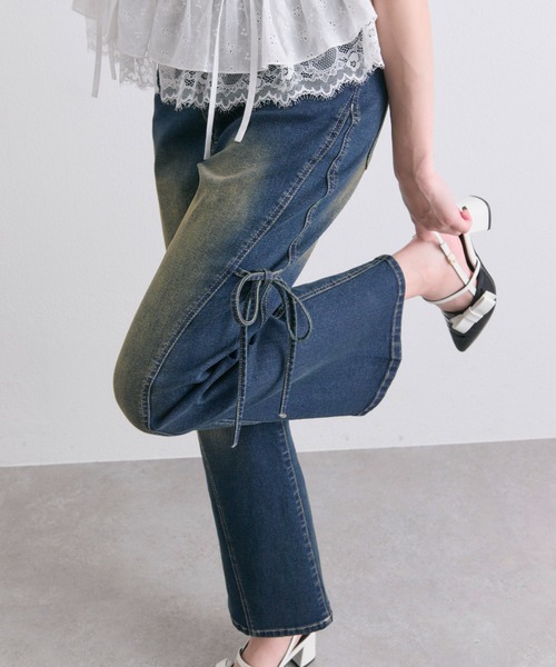 OLIVE des OLIVE(オリーブデオリーブ)の「美脚ストレッチフレアデニムパンツ(デニムパンツ・レディース・ブルー/サックスブルー/ピンク・MEDIUM/SMALL)」の12枚目の写真