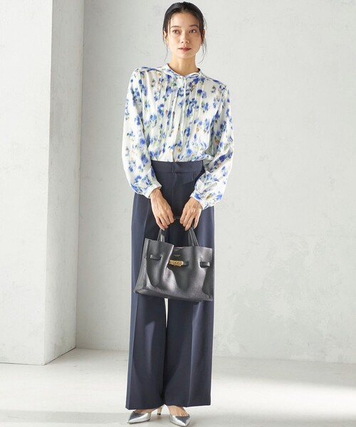 VIOLAd'ORO(ヴィオラドーロ)の「VIOLAd’ORO:金具付き トート(ショルダーバッグ・レディース・キャメル/ブラック・ONE SIZE)」の17枚目の写真