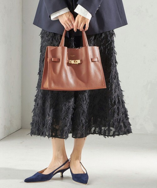 VIOLAd'ORO(ヴィオラドーロ)の「VIOLAd’ORO:金具付き トート(ショルダーバッグ・レディース・キャメル/ブラック・ONE SIZE)」の18枚目の写真