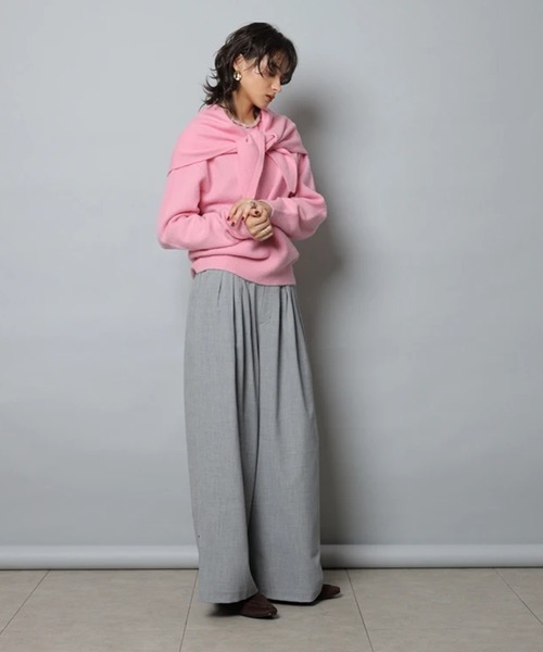 CADUNE（カデュネ）の「４タックパンツ（その他パンツ・レディース・ライトグレー/ブラック・38/36/34）」の2枚目の写真