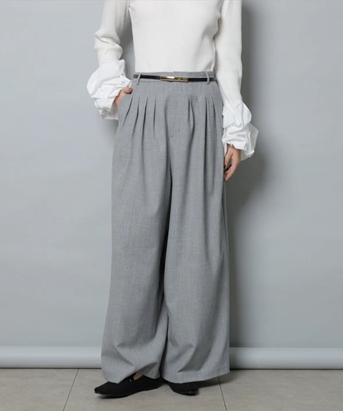 CADUNE（カデュネ）の「４タックパンツ（その他パンツ・レディース・ライトグレー/ブラック・38/36/34）」の3枚目の写真