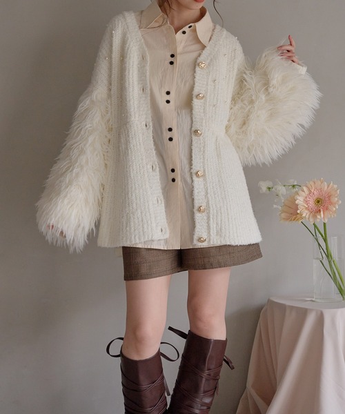 mideal(マイディール)の「shaggy sleeve peplum knit / シャギースリーブペプラムニット(ニット/セーター・レディース・グリーン/ピンクベージュ/アイボリー・FREE)」の15枚目の写真