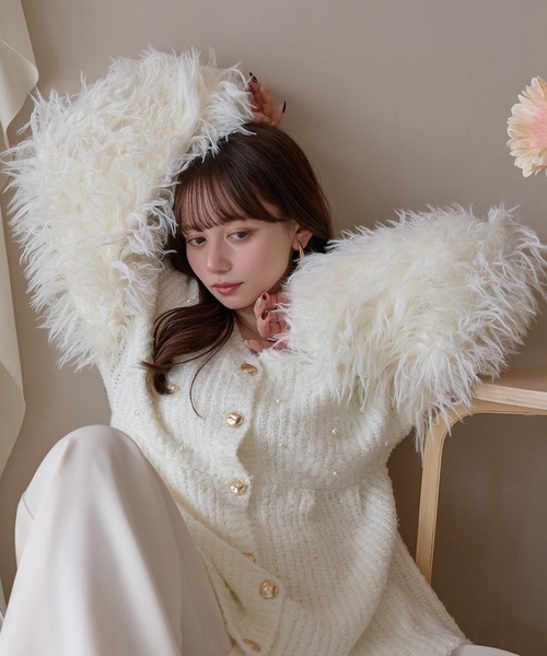mideal(マイディール)の「shaggy sleeve peplum knit / シャギースリーブペプラムニット(ニット/セーター・レディース・グリーン/ピンクベージュ/アイボリー・FREE)」の9枚目の写真
