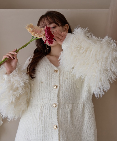 mideal(マイディール)の「shaggy sleeve peplum knit / シャギースリーブペプラムニット(ニット/セーター・レディース・グリーン/ピンクベージュ/アイボリー・FREE)」の10枚目の写真