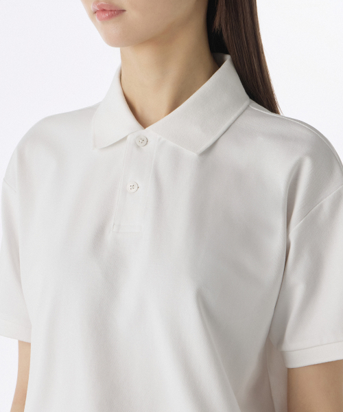 MUSINSA STANDARD WOMAN（ムシンサスタンダードウーマン）の「[クールタンダード] ウィメンズ リラックスド クロップ ピケ ポロシャツ [ホワイト]（ポロシャツ・レディース・その他・LARGE/MEDIUM/SMALL/X-SMALL）」の5枚目の写真