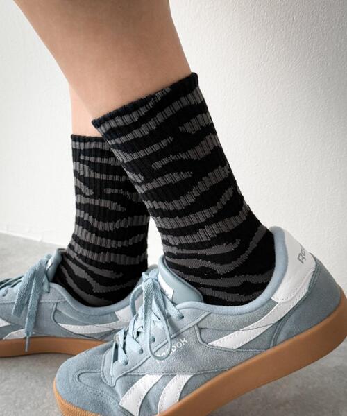 WEGO（ウィゴー）の「WEGO/ゼブラ柄リブソックス（ソックス/靴下・レディース・ピンク/ダークグレー・23-25cm）」の4枚目の写真