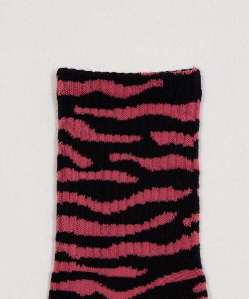 WEGO（ウィゴー）の「WEGO/ゼブラ柄リブソックス（ソックス/靴下・レディース・ピンク/ダークグレー・23-25cm）」の12枚目の写真