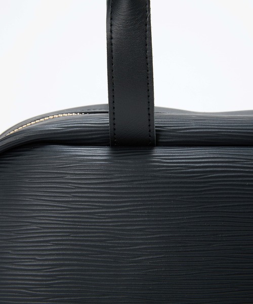 Breath TOPKAPI（ブレストプカピ）の「【Breath TOPKAPI】RIPPLE リプル ワイド ボストンバッグ チャーム付き（ボストンバッグ・レディース・アイボリー/ブラック/ベージュ系その他3・FREE）」の6枚目の写真