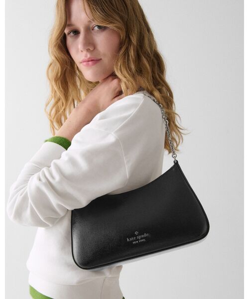 kate spade new york（ケイトスペード ニューヨーク）の「マルゴー テクスチャード パテント レザー コンバーチブル クロスボディ（ショルダーバッグ・レディース・ブラック・ONESIZE）」の4枚目の写真