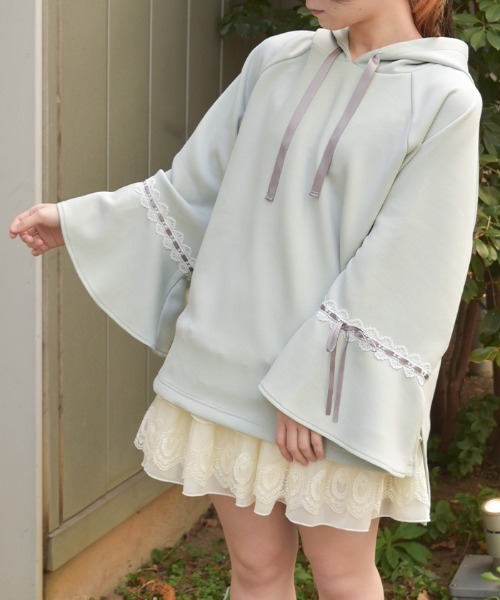 axes femme(アクシーズファム)の「花粉ガードポンチョ風プルオーバー(Tシャツ/カットソー・レディース・ブルーグレー/キナリ/ミント・FREE)」の3枚目の写真