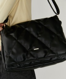 VION | Quilted Padding Shoulder Bag / キルティングパディングショルダーバッグ(ショルダーバッグ)