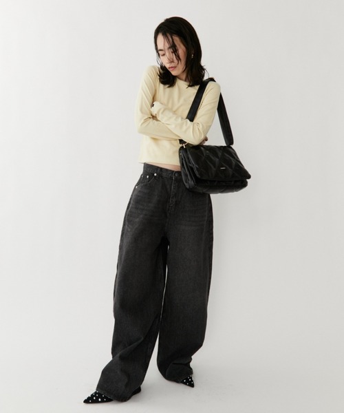 VION（ヴィオン）の「Quilted Padding Shoulder Bag / キルティングパディングショルダーバッグ（ショルダーバッグ・レディース・ブラック・FREE）」の4枚目の写真