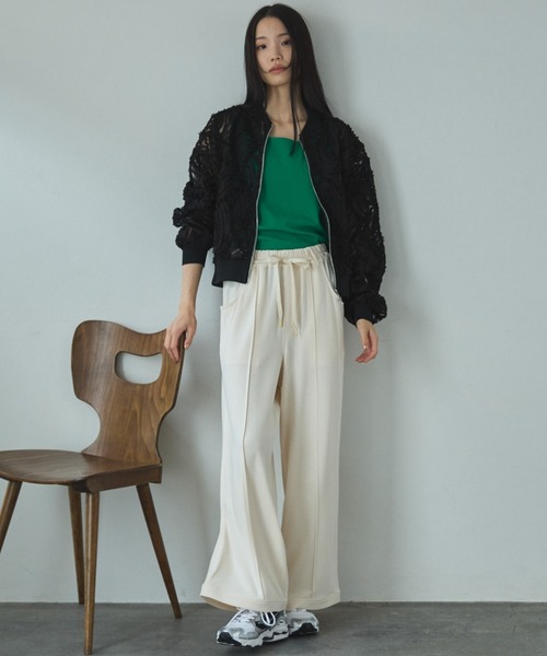 Doux archives(ドゥアルシーヴ)の「とろみ裏毛イージーパンツ(その他パンツ・レディース・ブルー/グレー/アイボリー・FREE)」の4枚目の写真