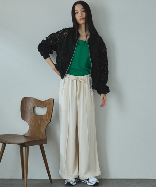 Doux archives(ドゥアルシーヴ)の「とろみ裏毛イージーパンツ(その他パンツ・レディース・ブルー/グレー/アイボリー・FREE)」の5枚目の写真