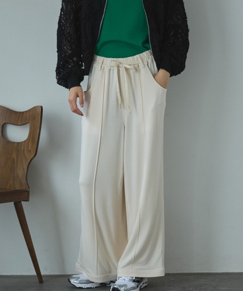 Doux archives(ドゥアルシーヴ)の「とろみ裏毛イージーパンツ(その他パンツ・レディース・ブルー/グレー/アイボリー・FREE)」の14枚目の写真