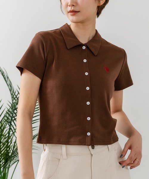 U.S. POLO ASSN.(ユーエスポロアッスン)の「【U.S. POLO ASSN./ユーエスポロアッスン】ワンポイントロゴ刺繍 スムースカットソーシャツ(シャツ/ブラウス・レディース・ブラウン/スミクロ/オフホワイト/ブラック・LARGE/MEDIUM)」の2枚目の写真