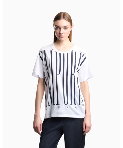 EMPORIO ARMANI(エンポリオアルマーニ)の「【エンポリオ アルマーニ】マキシレタリング Tシャツ ライトジャージー(Tシャツ/カットソー・レディース・ホワイト・SMALL/MEDIUM/LARGE)」の1枚目の写真