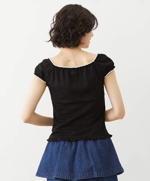 MILKFED.(ミルクフェド)の「FRILL CAP SLEEVE TOP(Tシャツ/カットソー・レディース・オフホワイト/ブラック/レッド・ONE SIZE)」の12枚目の写真
