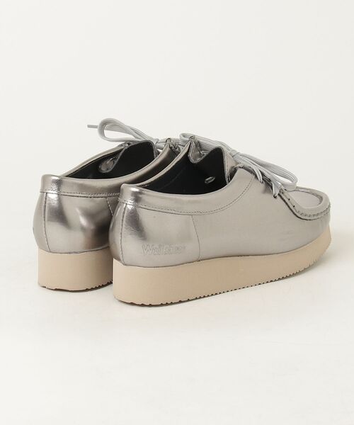 Clarks(クラークス)の「Clarks Wallabee. 2604 / クラークス ワラビー 2604(ブーツ・レディース・シルバー・23.0cm/23.5cm/24.0cm/24.5cm/25.0cm)」の2枚目の写真