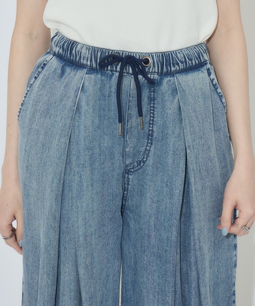 Paradise Picnic（パラダイスピクニック）の「33℃ タックテンセルワイドパンツ（デニムパンツ・レディース・ブルー/ブラック・FREE）」の12枚目の写真