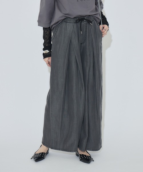 Paradise Picnic（パラダイスピクニック）の「33℃ タックテンセルワイドパンツ（デニムパンツ・レディース・ブルー/ブラック・FREE）」の11枚目の写真