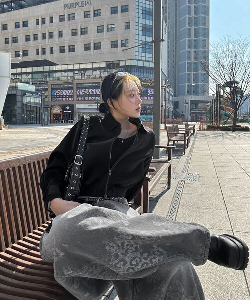 EASY NO EASY(イージーノーイージー)の「サンパッチレオパードバルーンデニムパンツ - ブラック(デニムパンツ・レディース・その他・1/2/0)」の9枚目の写真