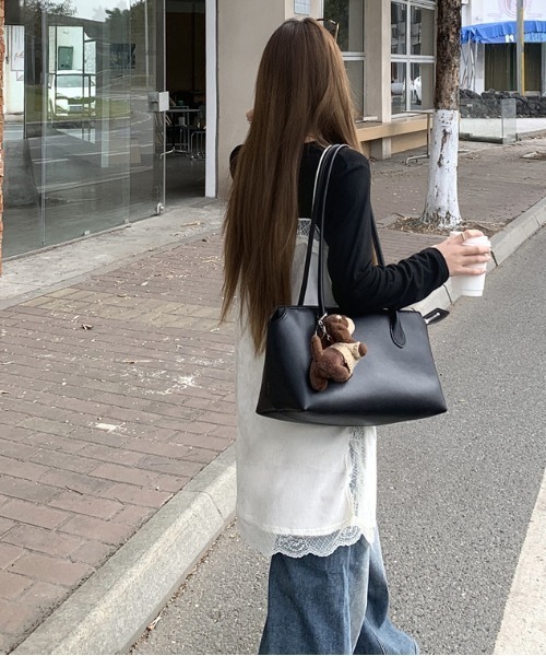 gossip!ロサンゼルス(ゴシップロサンゼルス)の「Y2K レースキャミソール(レイヤード・重ね着トップス)(ワンピース・レディース・オフホワイト/グレー/ブラック・M)」の12枚目の写真