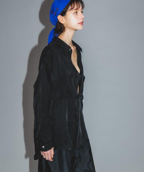 URBAN RESEARCH（アーバンリサーチ）の「Teya　STANDARD SHIRTS（シャツ/ブラウス・レディース・ブラック/ホワイト・FREE）」の2枚目の写真