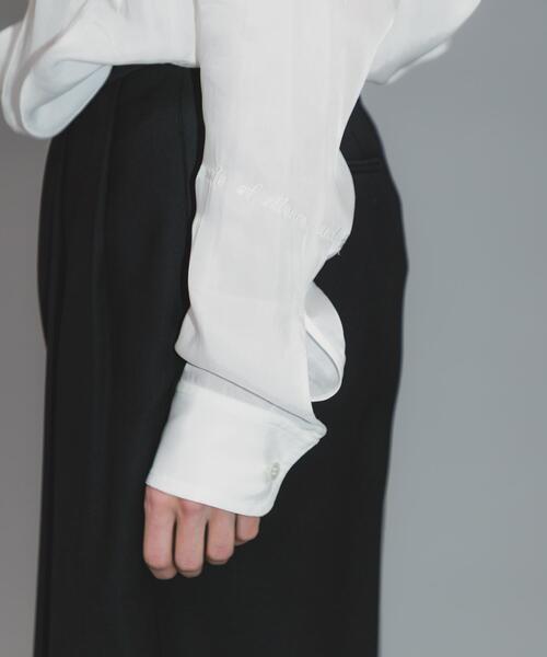 URBAN RESEARCH（アーバンリサーチ）の「Teya　STANDARD SHIRTS（シャツ/ブラウス・レディース・ブラック/ホワイト・FREE）」の4枚目の写真