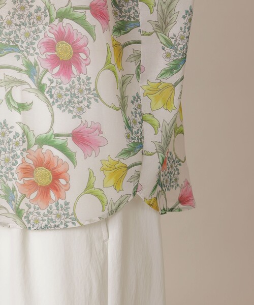 MACKINTOSH LONDON（マッキントッシュ ロンドン）の「【婦人画報4月号掲載】【BIBURY FLOWER】ドローイングカラフルバイブリーブラウス（シャツ/ブラウス・レディース・オフホワイト・38）」の7枚目の写真