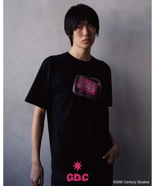 GDC（ジーディーシー）の「【3月30日(月)11:59まで】GDC×Fight Club（Tシャツ/カットソー・メンズ・ブラック/ホワイト・SMALL/MEDIUM/LARGE/X-LARGE）」の3枚目の写真