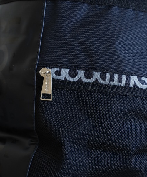 OUTDOOR PRODUCTS(アウトドアプロダクツ)の「OUTDOOR PRODUCTS ボックスリュック 30L(バックパック/リュック・メンズ・ピンク/ブラック・フリー)」の10枚目の写真