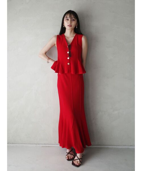 LAGUNAMOON(ラグナムーン)の「マーメイドリブニットスカート 【夏服】 【セットアップ対応】(スカート・レディース・レッド/ブラック/ベージュ・MEDIUM/SMALL)」の5枚目の写真