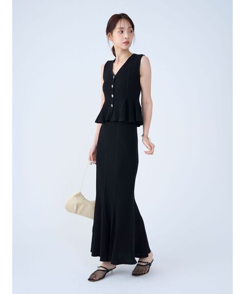 LAGUNAMOON(ラグナムーン)の「マーメイドリブニットスカート 【夏服】 【セットアップ対応】(スカート・レディース・レッド/ブラック/ベージュ・MEDIUM/SMALL)」の9枚目の写真