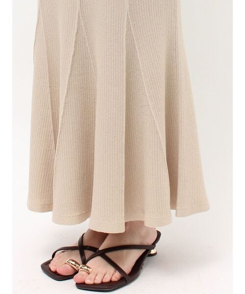 LAGUNAMOON(ラグナムーン)の「マーメイドリブニットスカート(スカート・レディース・レッド/ブラック/ベージュ・MEDIUM/SMALL)」の21枚目の写真