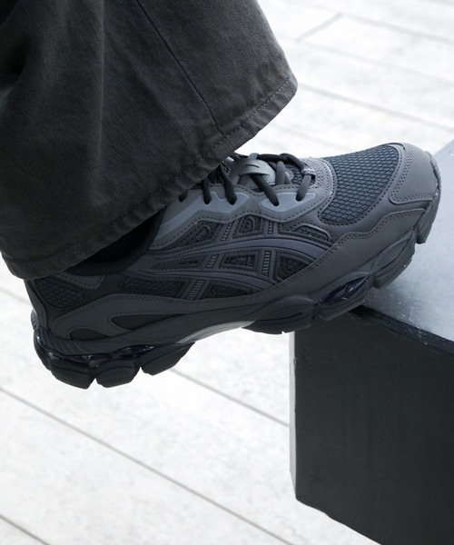 ASICS(アシックス)の「l【ASICS/アシックス】GEL-NYC RGD(スニーカー・メンズ・ダークグレー/ブラック・28.0cm/27.5cm/27.0cm/26.0cm/26.5cm)」の4枚目の写真