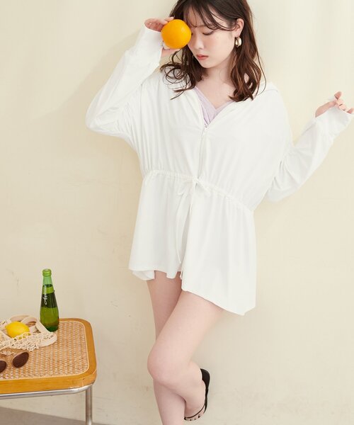 natural couture(ナチュラルクチュール)の「【水着】【sherbet line】ラッシュガード(ラッシュガード・レディース・ミント/ブラック/アイボリー・FREE)」の6枚目の写真