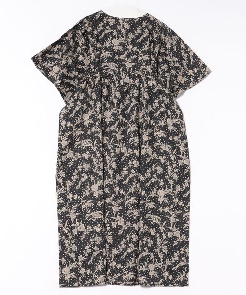 KID BLUE(キッドブルー)の「キッドブルー -26LIBERTYプリント -5分袖ワンピース -KODR345 -kidblue(ワンピース・レディース・ブラック/サックスブルー/マルチ・M)」の4枚目の写真