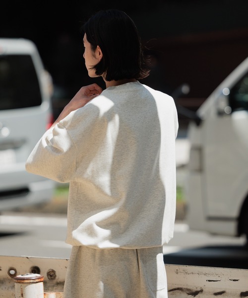 BAYFLOW（ベイフロー）の「[WEB限定]機能性2WAYポンチドロストベーシックTEE【接触冷感/吸水速乾/UVカット/遮熱】（Tシャツ/カットソー・メンズ・ベージュ/チャコールグレー/杢グレー/ブラック/オリーブ・SMALL/MEDIUM/LARGE）」の20枚目の写真