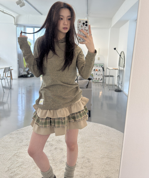 chancechance(チャンスチャンス)の「CEC LIGHTWEIGHT LABEL HOODIE (BROWN)(Tシャツ/カットソー・レディース・その他・FREE)」の3枚目の写真