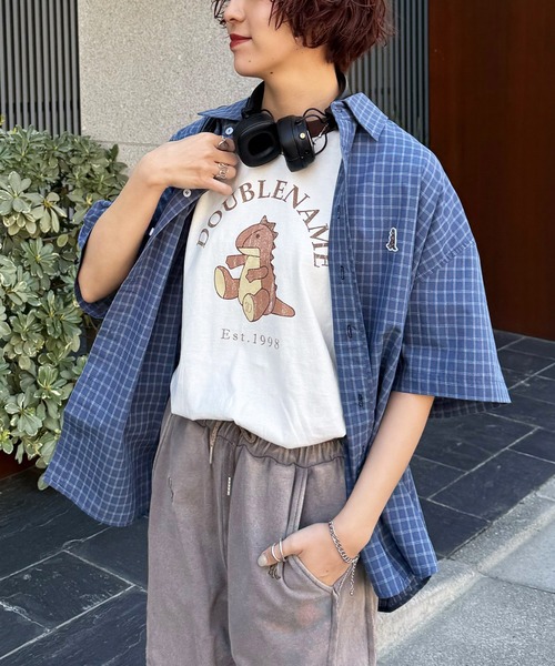 DOUBLE NAME（ダブルネーム）の「恐竜ぬいぐるみリンガーTEE（Tシャツ/カットソー・レディース・ブルー/ブラック/パープル/オレンジ/ブラウン/レッド/グリーン・FREE）」の3枚目の写真
