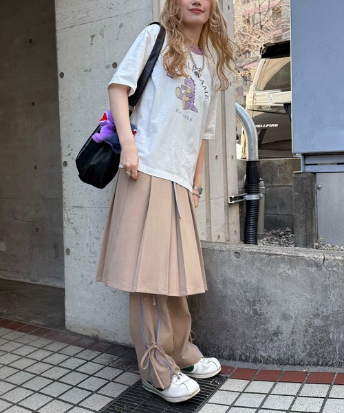 DOUBLE NAME（ダブルネーム）の「恐竜ぬいぐるみリンガーTEE（Tシャツ/カットソー・レディース・ブルー/ブラック/パープル/オレンジ/ブラウン/レッド/グリーン・FREE）」の9枚目の写真