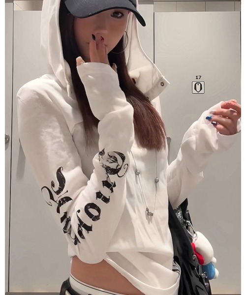 CHEER（チアー）の「パンクスタイル スリーブプリント フーディーカットソー（Tシャツ/カットソー・レディース・ブラック/ホワイト・FREE）」の4枚目の写真