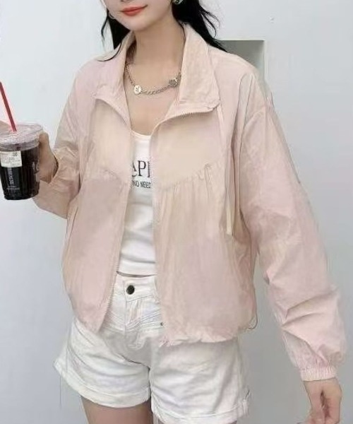 Lips（リップス）の「超軽量×シアー素材で涼しげ◎夏の必須UV対策ウィンドブレーカー（パーカー・レディース・ピンク/ホワイト/イエロー・FREE）」の3枚目の写真